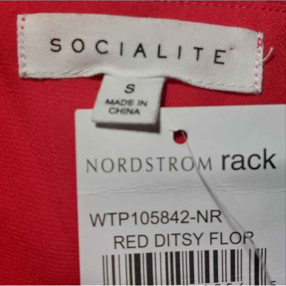 NWT Socialite Women's Floral Spaghetti Straps  Lace Trim Camisole Top Red Size S - Picture 8 of 9
